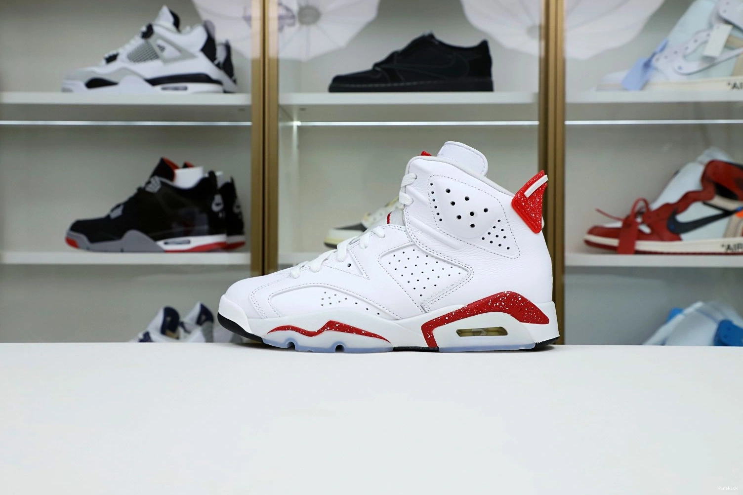 AIR RED OREO JORDAN 6 1203